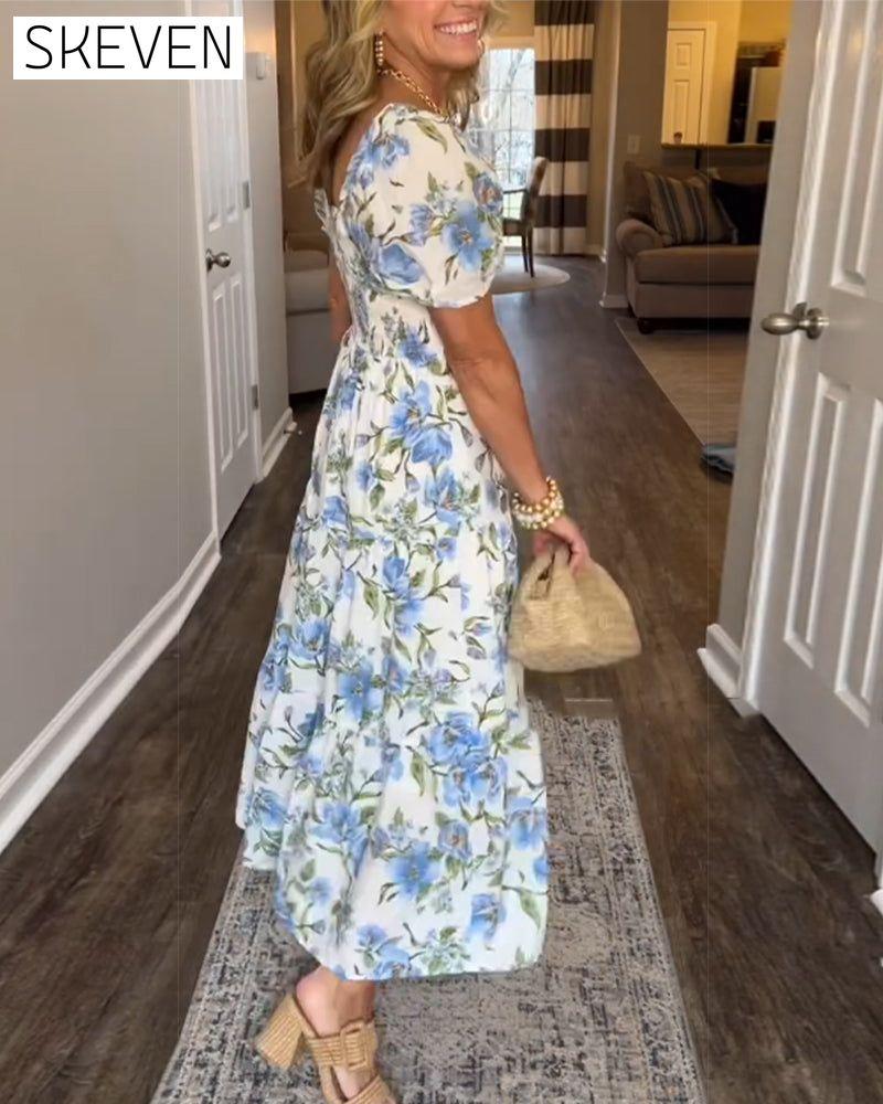 Kleid mit eckigem Ausschnitt, Falten und Blumenmuster in A-Linie