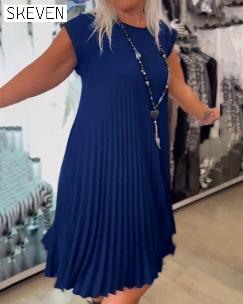 Round neck solid color pleated casual dress