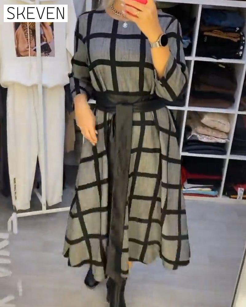 A-Linien-Kleid mit Karomuster und Rundhalsausschnitt