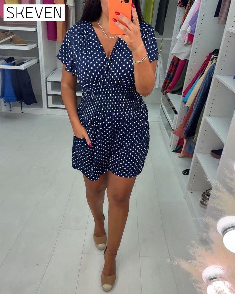 Lässiger Jumpsuit mit V-Ausschnitt, kurzen Ärmeln und Polka-Dot-Print