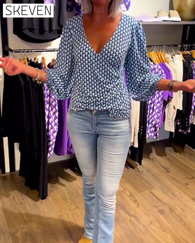 Langarmshirt mit tiefem V-Ausschnitt