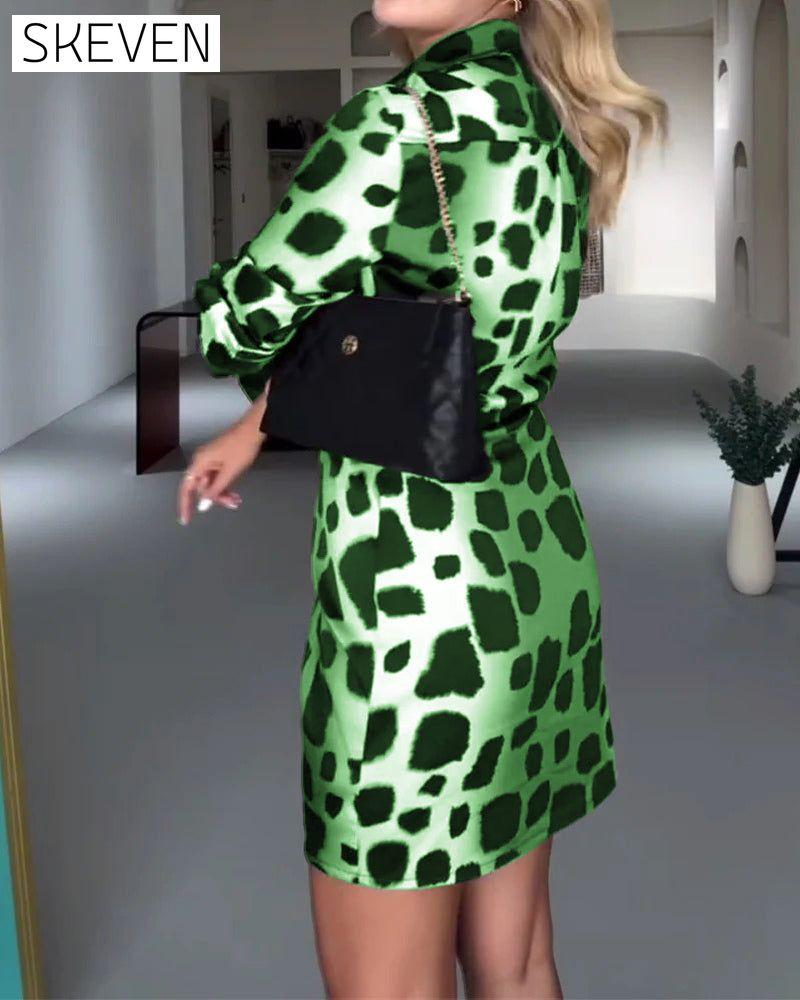 Robe décontractée cintrée à imprimé léopard
