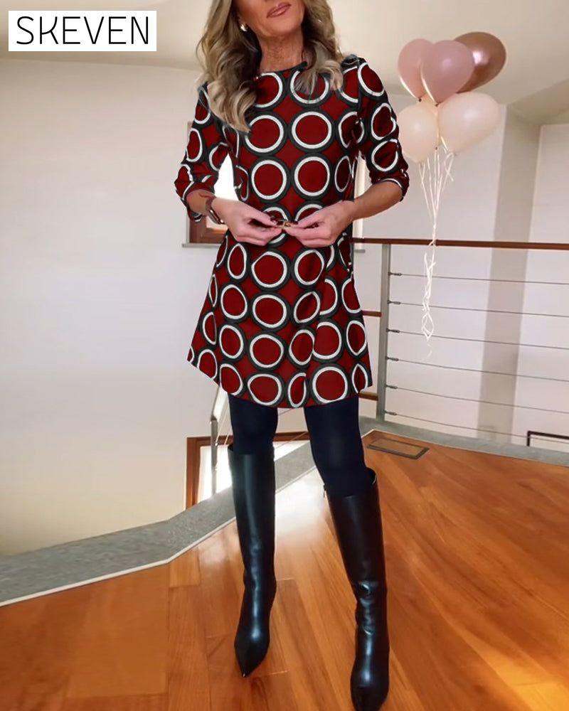 Freizeitkleid mit Rundhalsausschnitt und Kreismuster