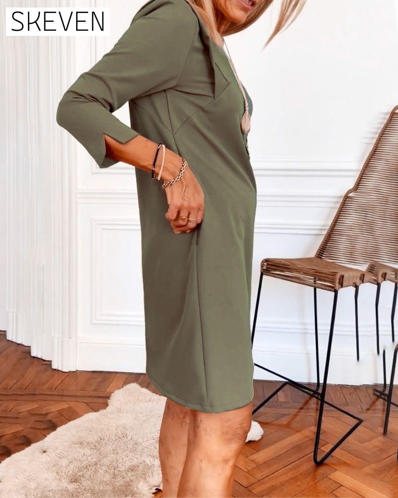 Robe élégante droite à manches longues