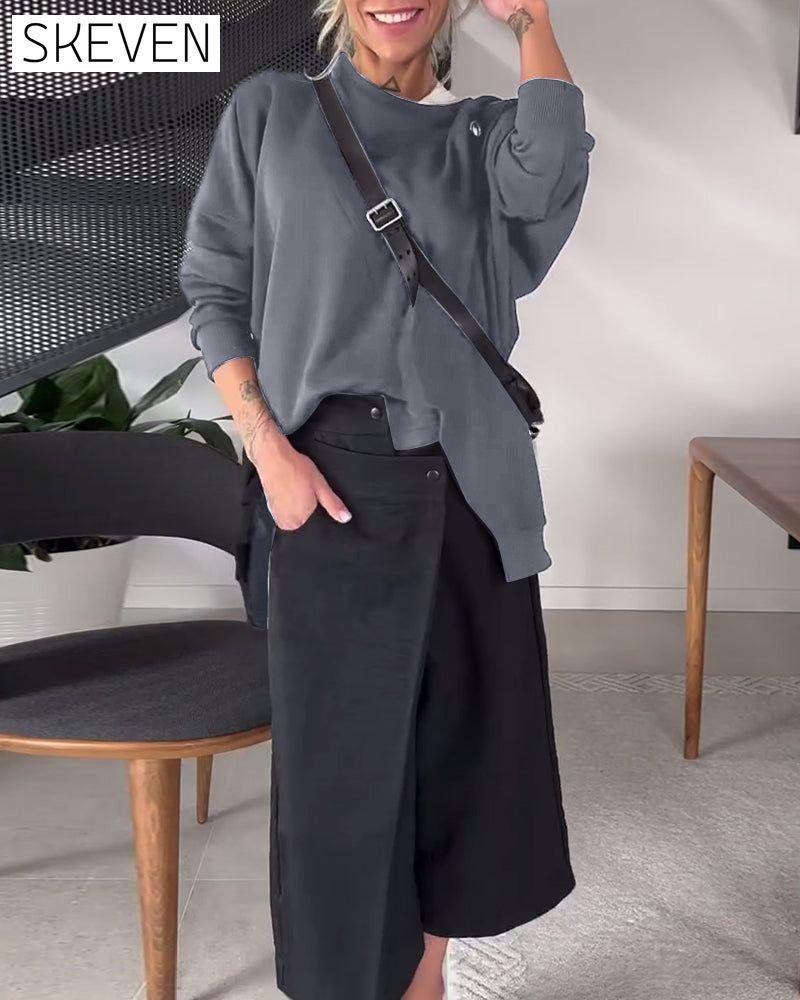 Lässiges Sweatshirt mit Rundhalsausschnitt und Schlitz in Unifarbe