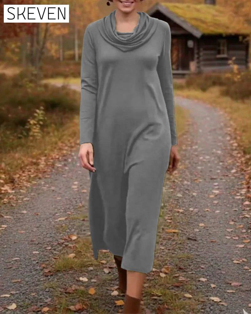 Lässiges, schlichtes, einfarbiges Kleid mit Tasche
