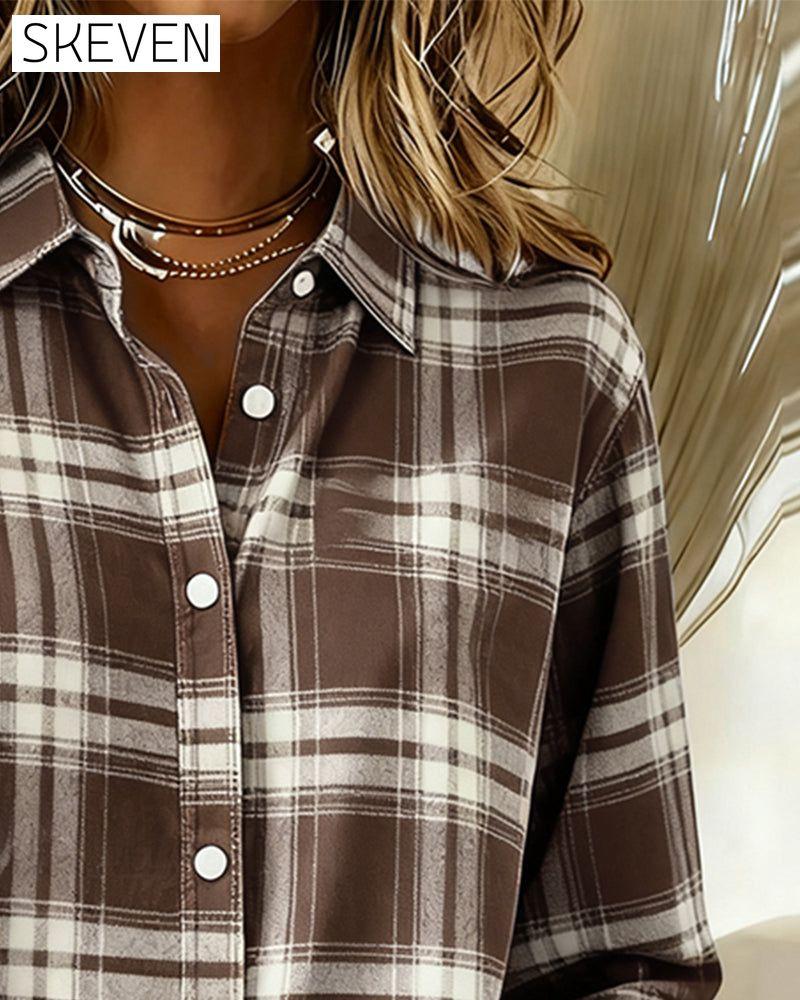 Chemise à carreaux à revers