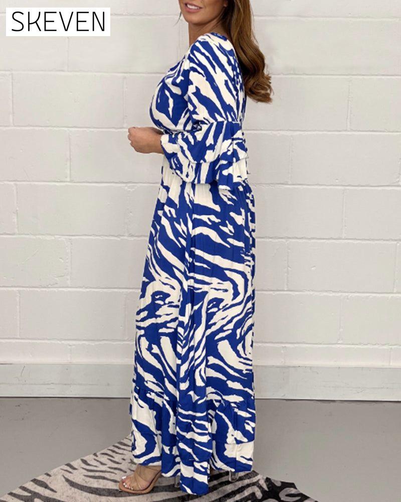 V-neck 3/4 sleeve dress