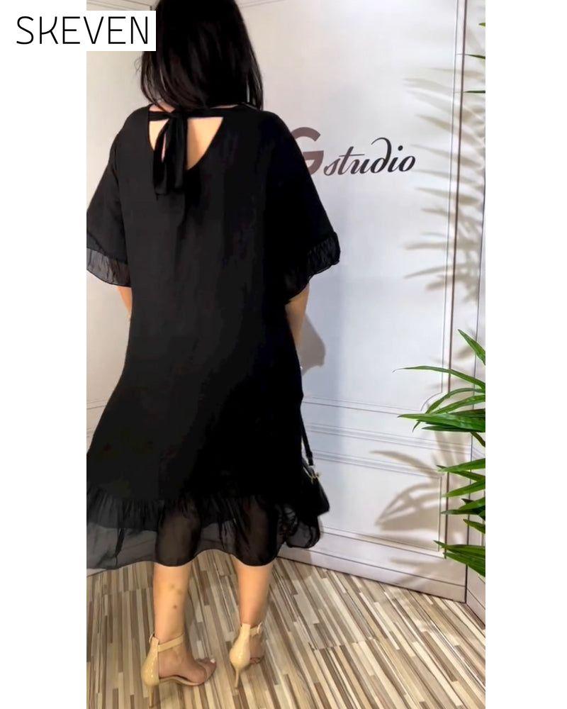 Kurzärmeliges, fließendes Kleid mit Einsätzen