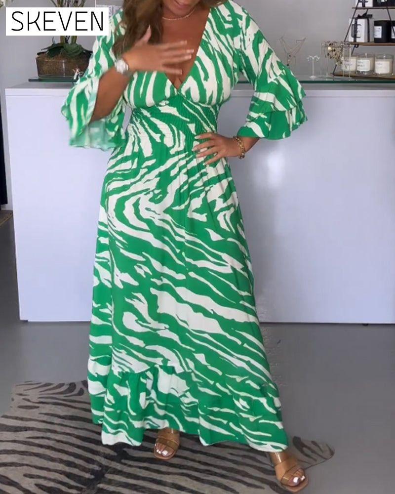 V-neck 3/4 sleeve dress
