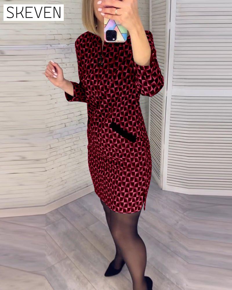 Kleid mit Argyle-Muster und langen Ärmeln
