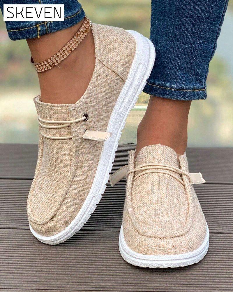 Lässige, einfarbige Slipper
