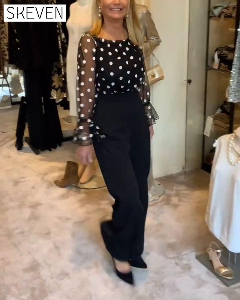 Lässige, durchsichtige Bluse mit Polka-Dots