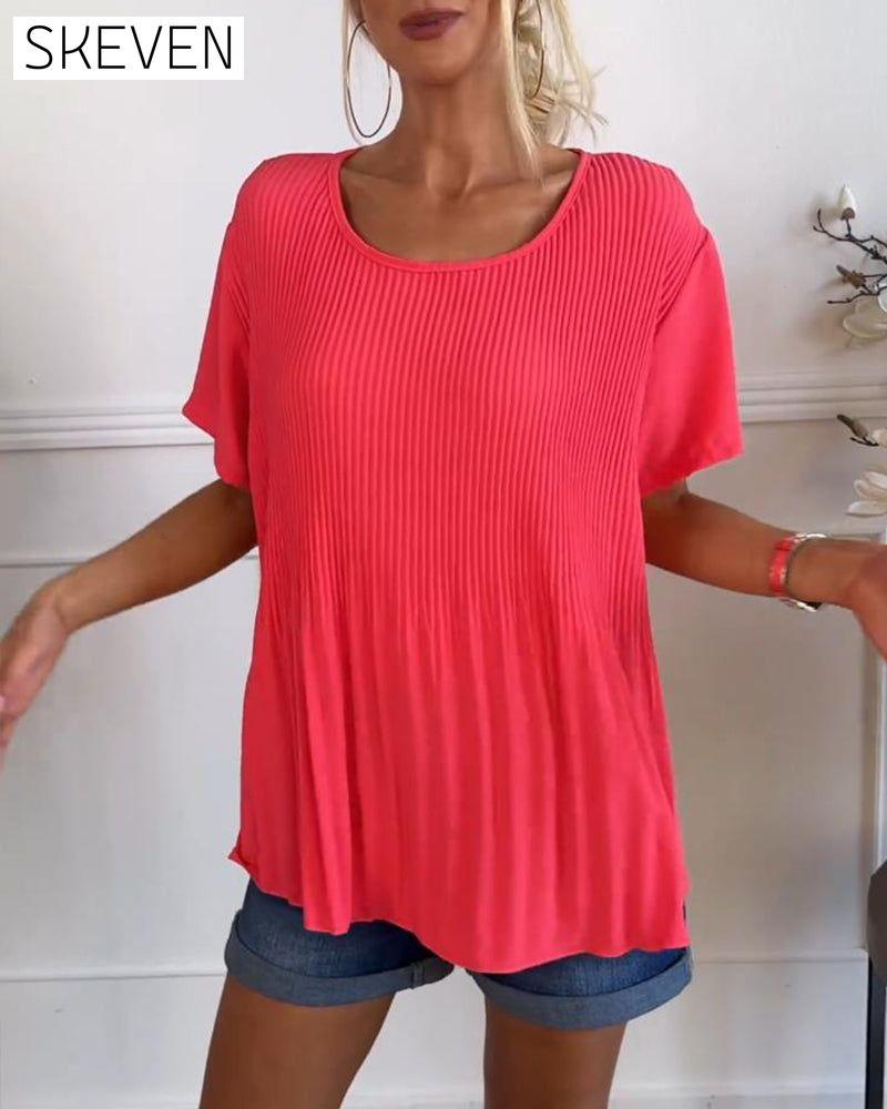 Solid color round neck pleated blouse