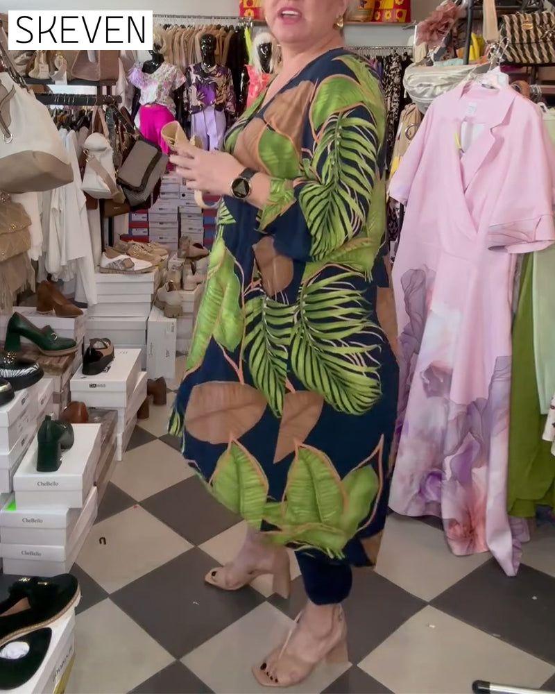 Robe ample à col en V et imprimé feuilles