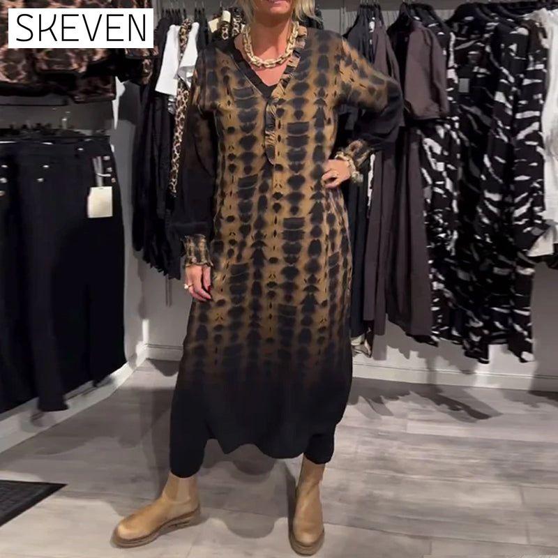 Langärmeliges Kleid mit V-Ausschnitt und Farbverlauf