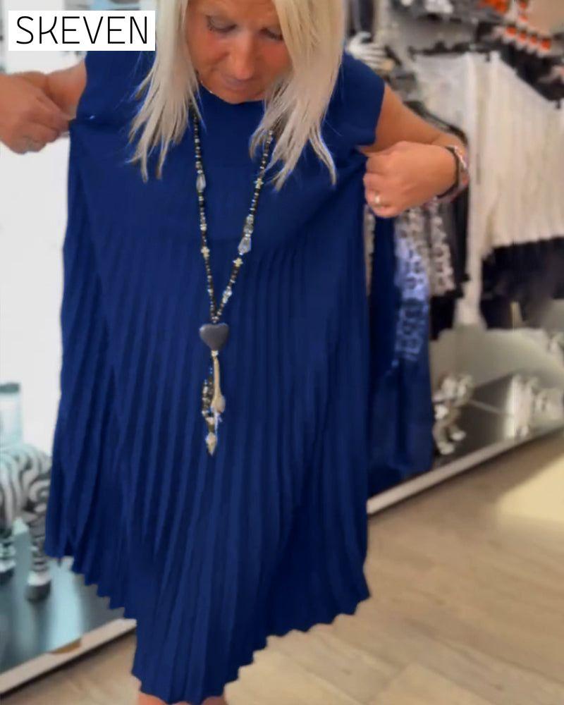 Round neck solid color pleated casual dress