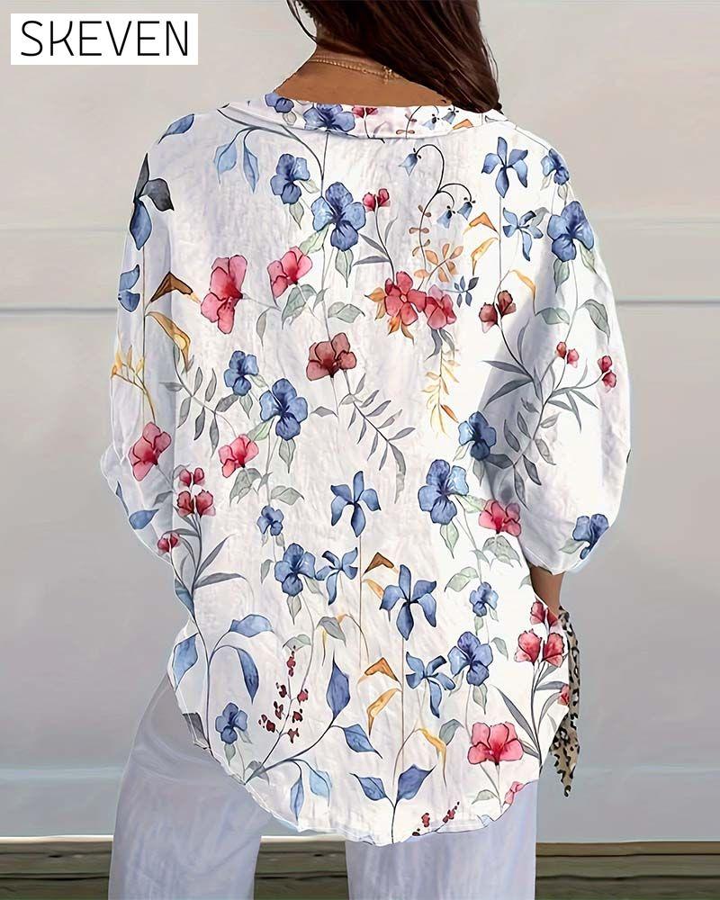Bluse mit botanischem Blumenmuster