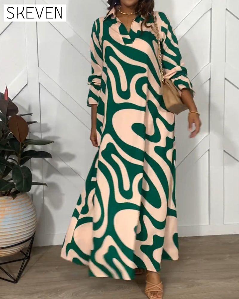 Elegantes, locker sitzendes Kleid mit langen Ärmeln