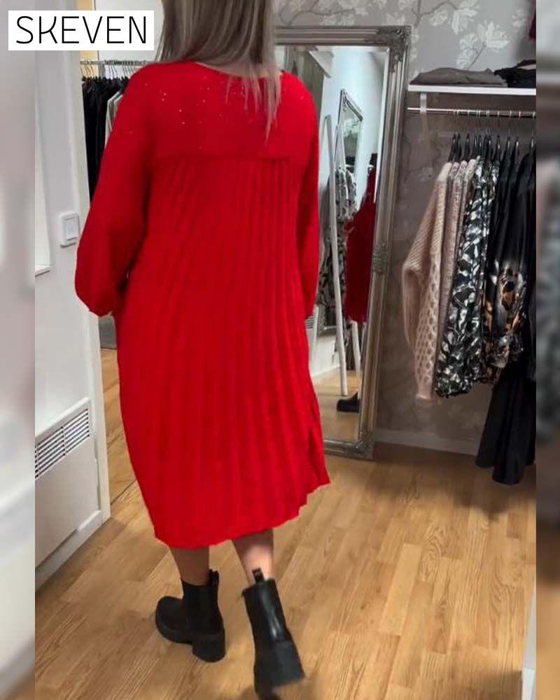 Locker geschnittenes Kleid mit Puffärmeln und Raffungen