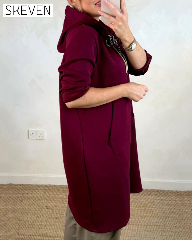 Oversize-Kleid mit Kapuze und Taschen