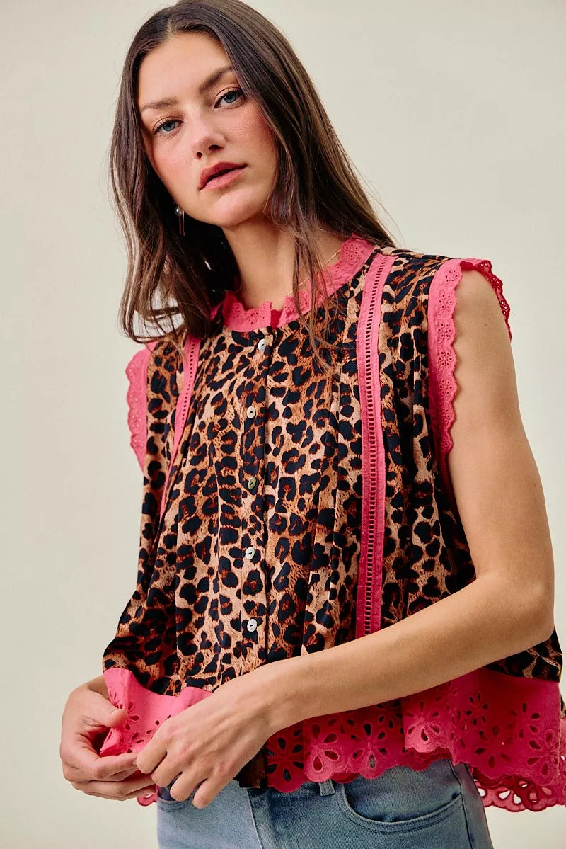SO ME Leopard Button Up Pleated Sleeveless Blouse