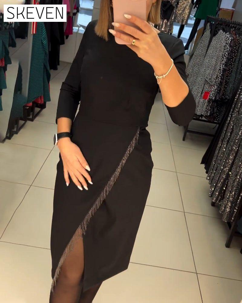 Robe à col rond et fente oblique