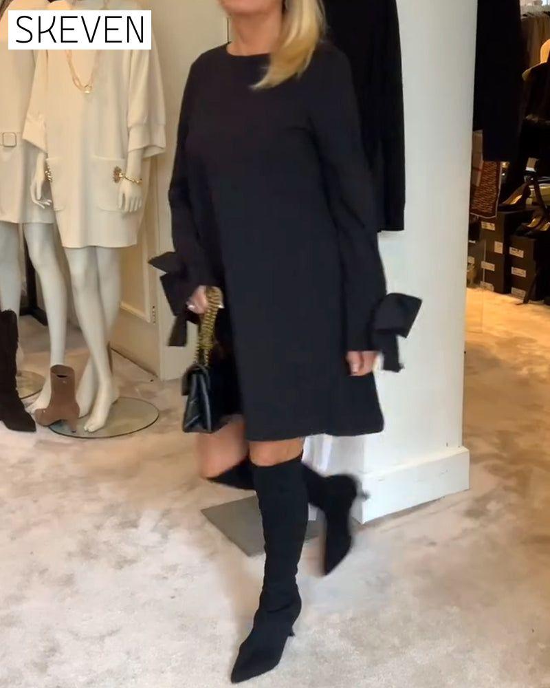 Modisches Kleid mit Rundhalsausschnitt und Schleifenärmeln