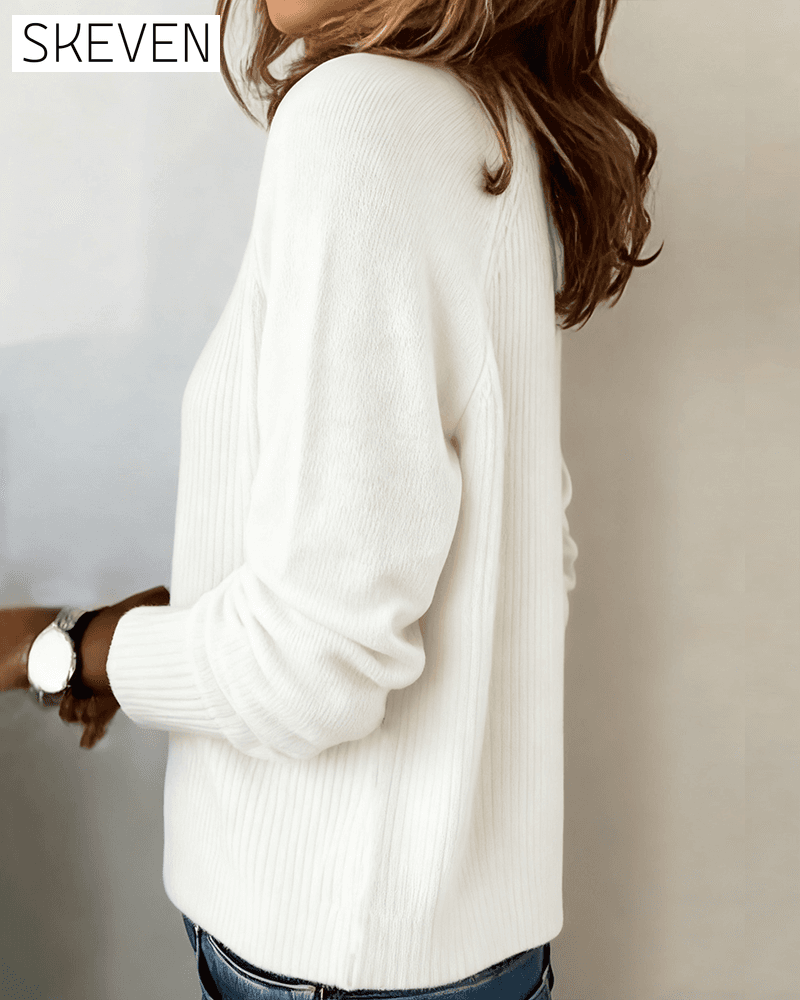 Stilvoller Pullover mit Raglanärmeln und Knopfleiste
