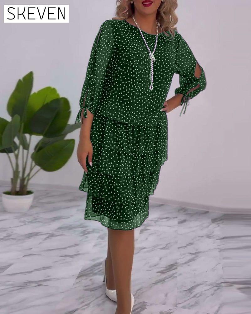 Elegantes, mehrlagiges Kleid mit Polka-Dot-Muster