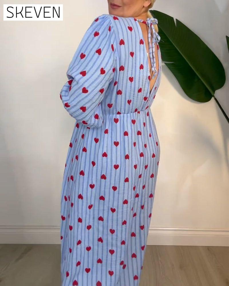 Robe élégante à col en V et imprimé cœur