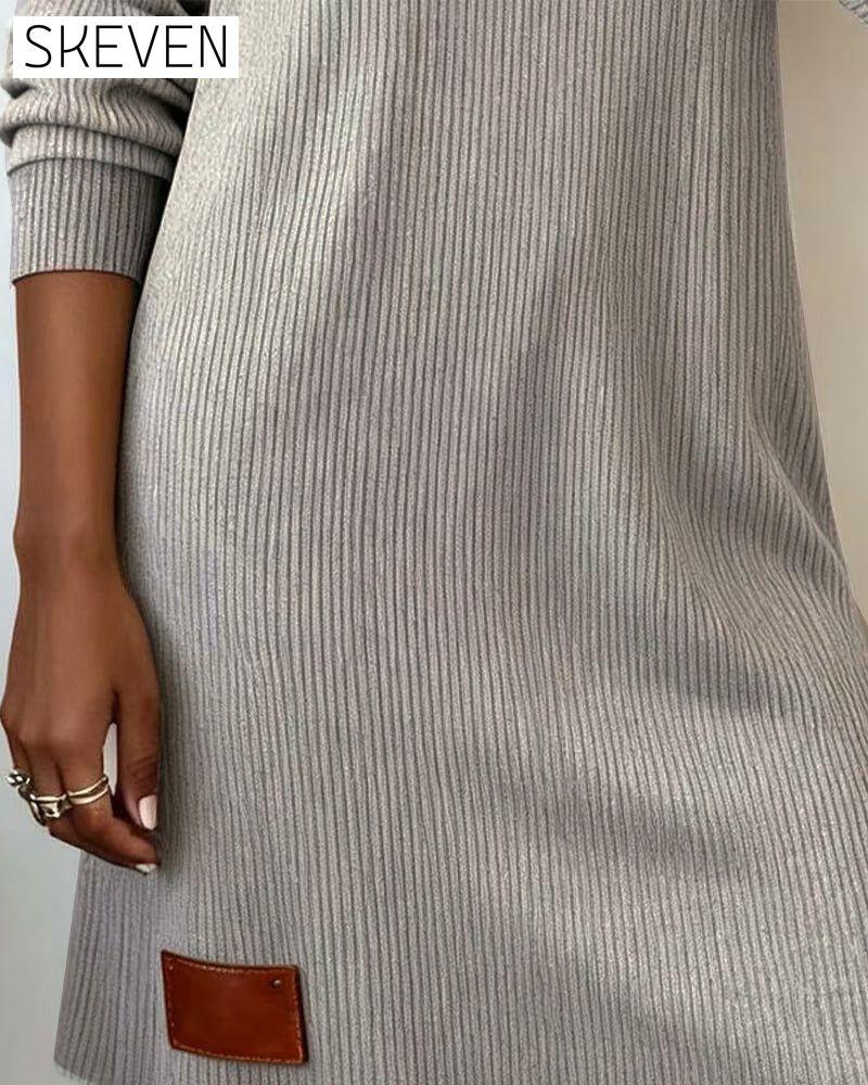 Langarmkleid mit geradem Schnitt und Stehkragen