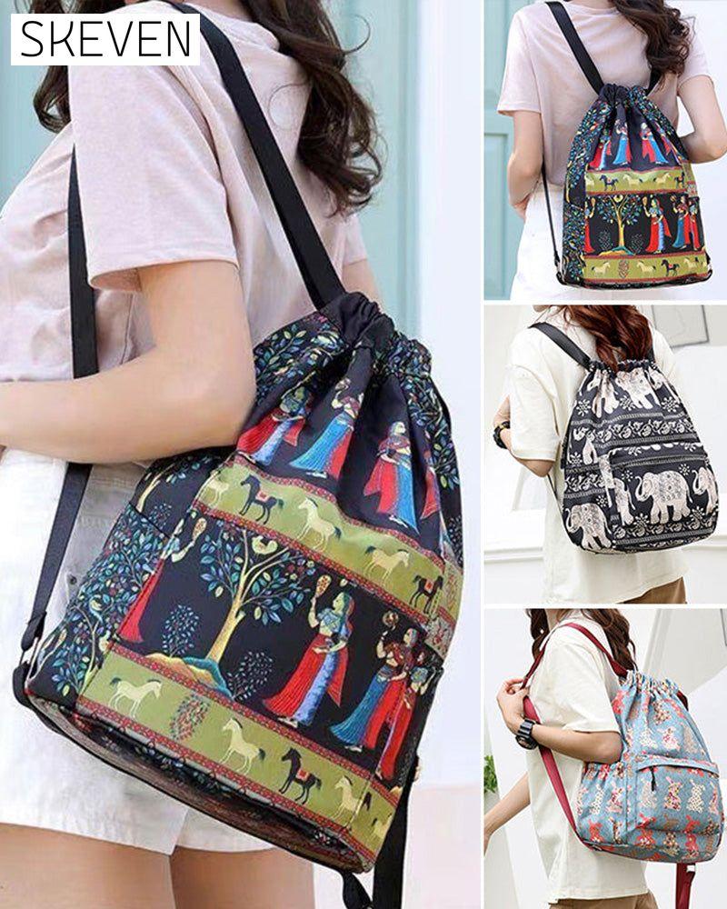 Schultertasche im Ethno-Stil mit Kordelzug