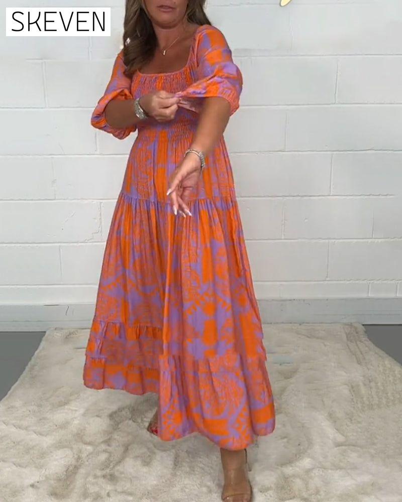 Kleid mit eckigem Ausschnitt und Print, halblangen Ärmeln