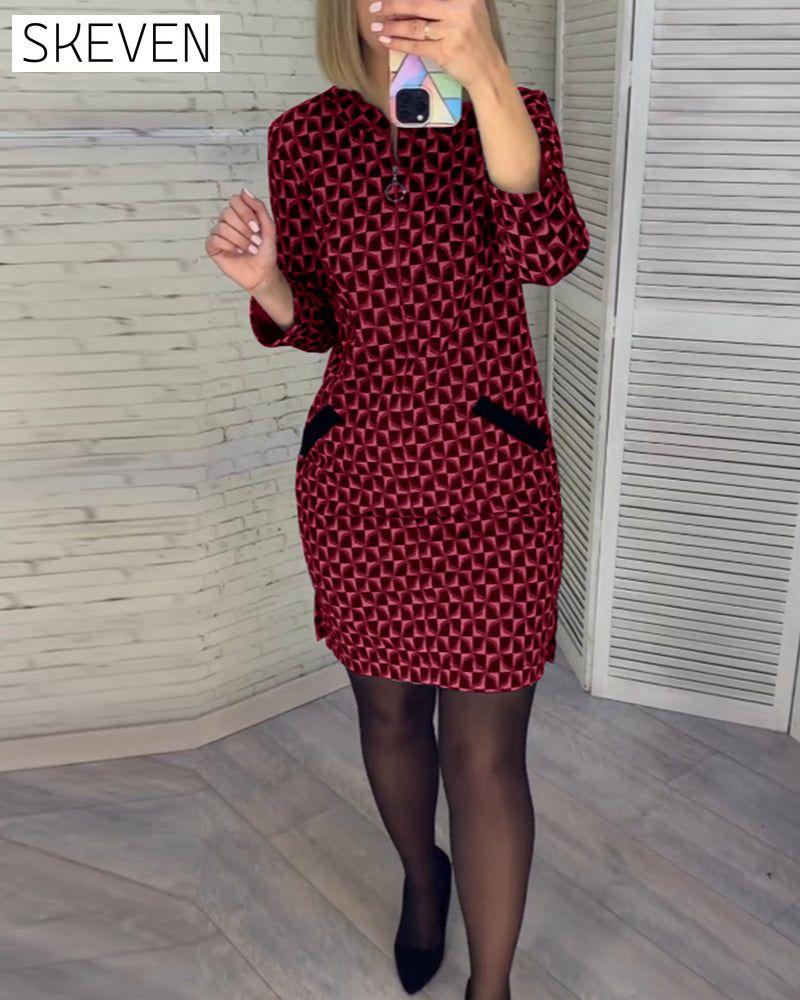 Kleid mit Argyle-Muster und langen Ärmeln