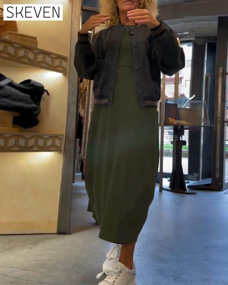 Solid color round neck long sleeve pocket dress