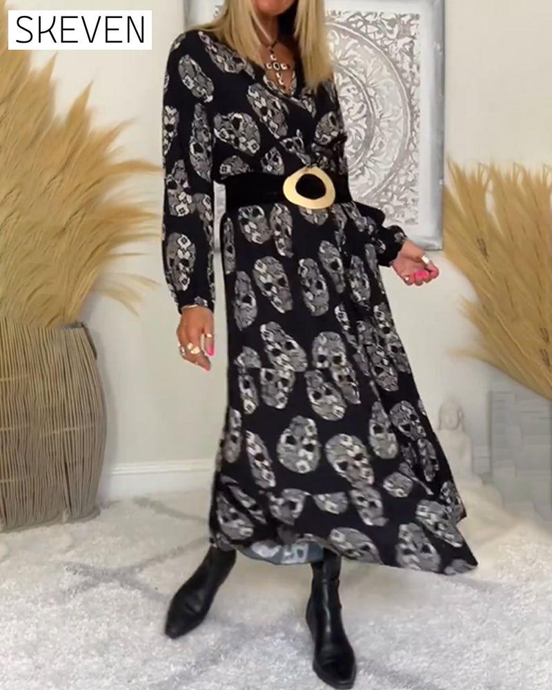 Modisches, lockeres Kleid