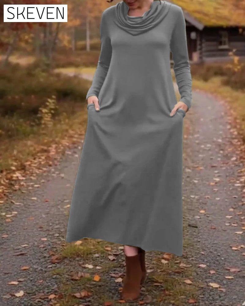 Lässiges, schlichtes, einfarbiges Kleid mit Tasche