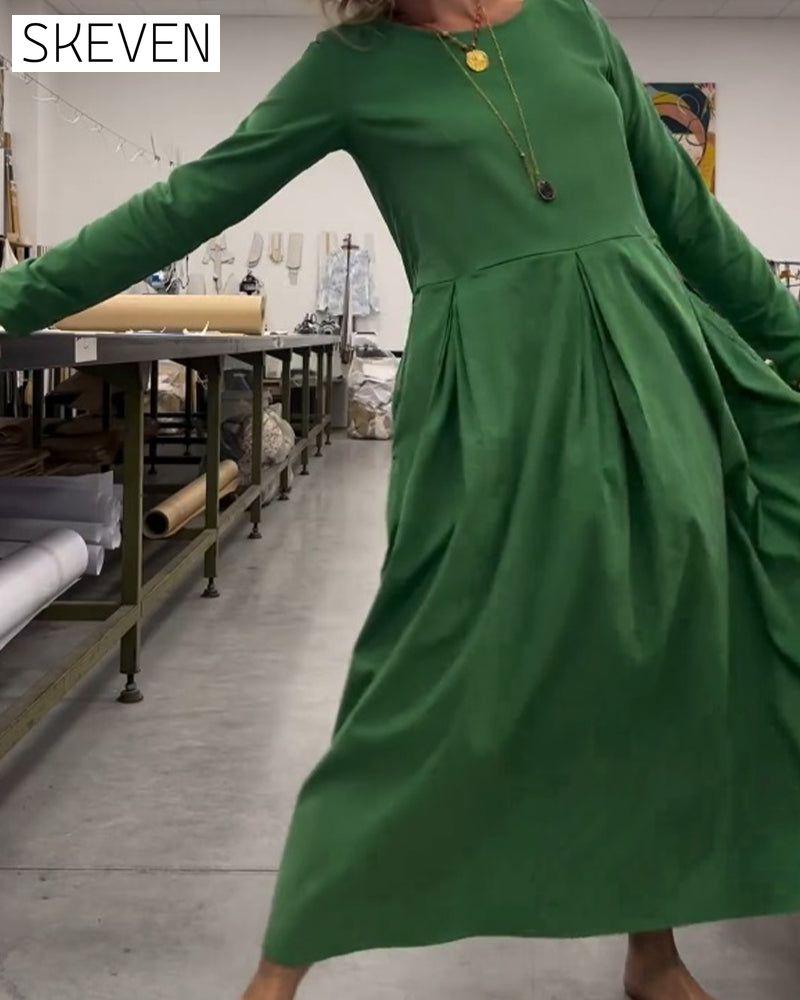 Solid color round neck dress