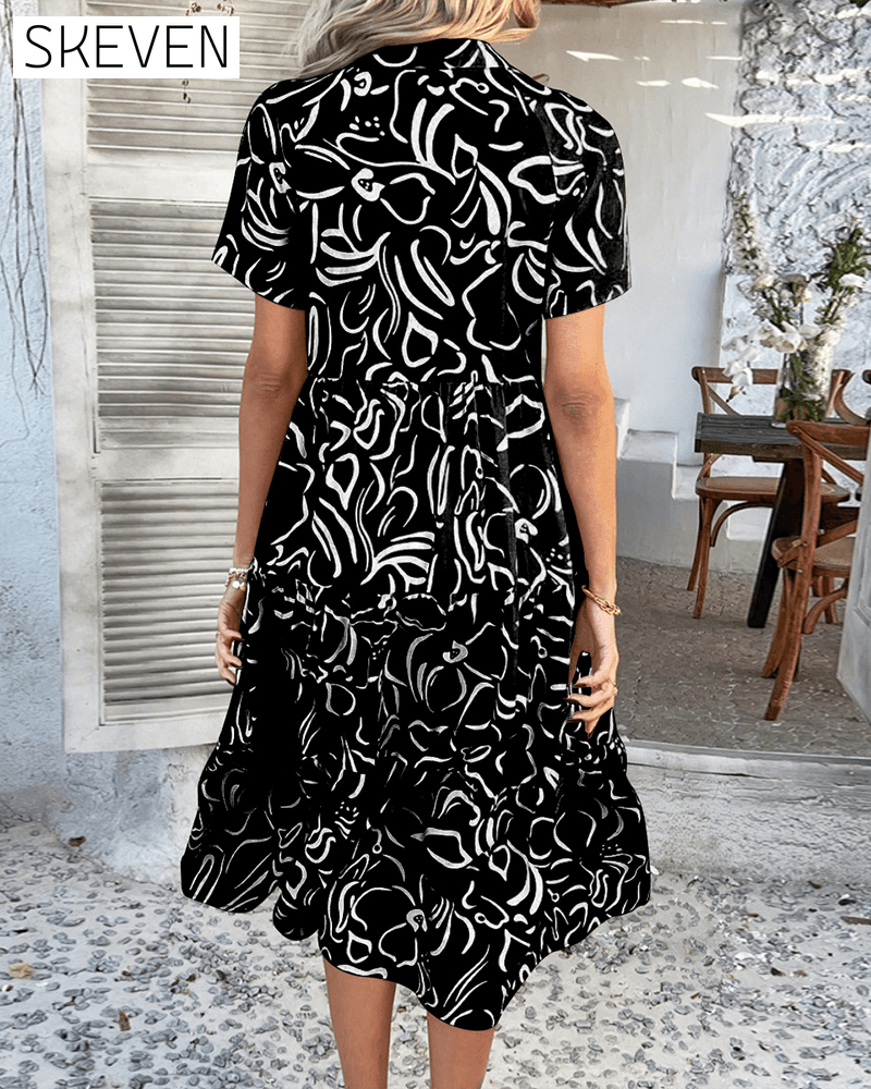 Short-sleeved Pocket Dress with Geometric Prints