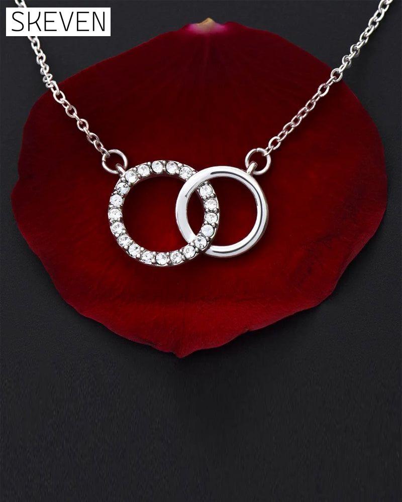 Collier à double anneau