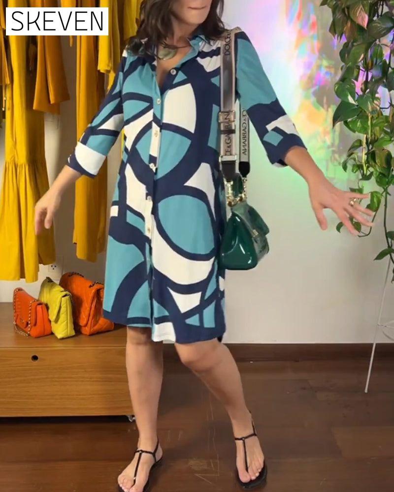 Long-sleeved buttoned printed dress