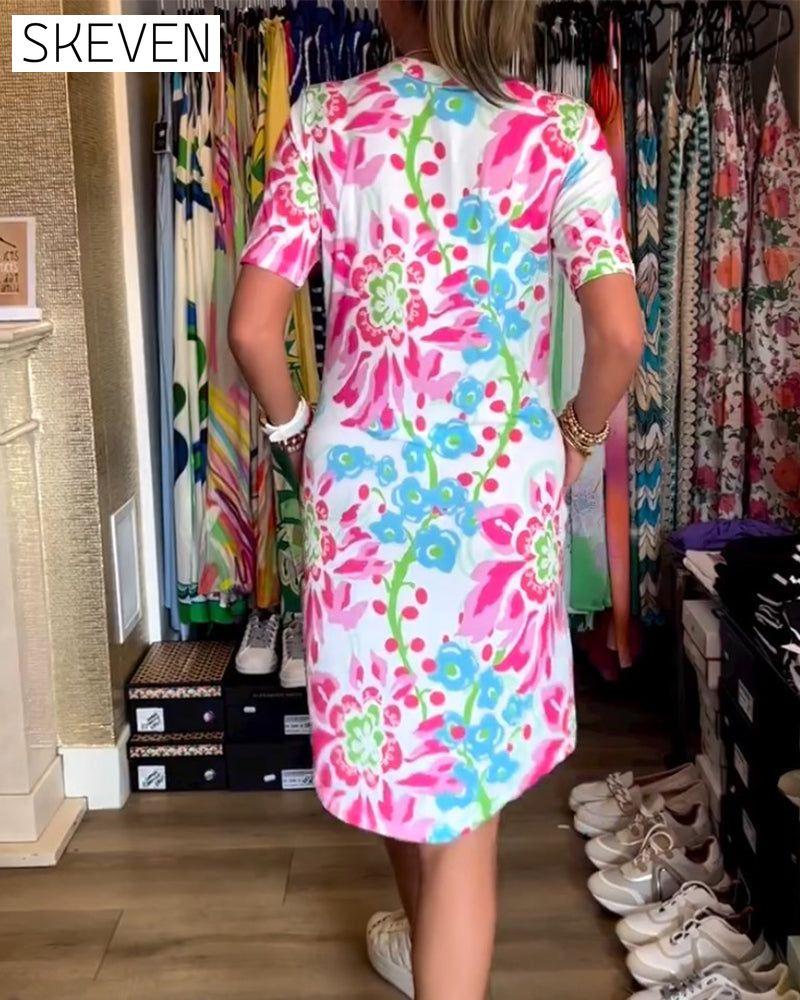 Short-sleeved floral V-neck dress