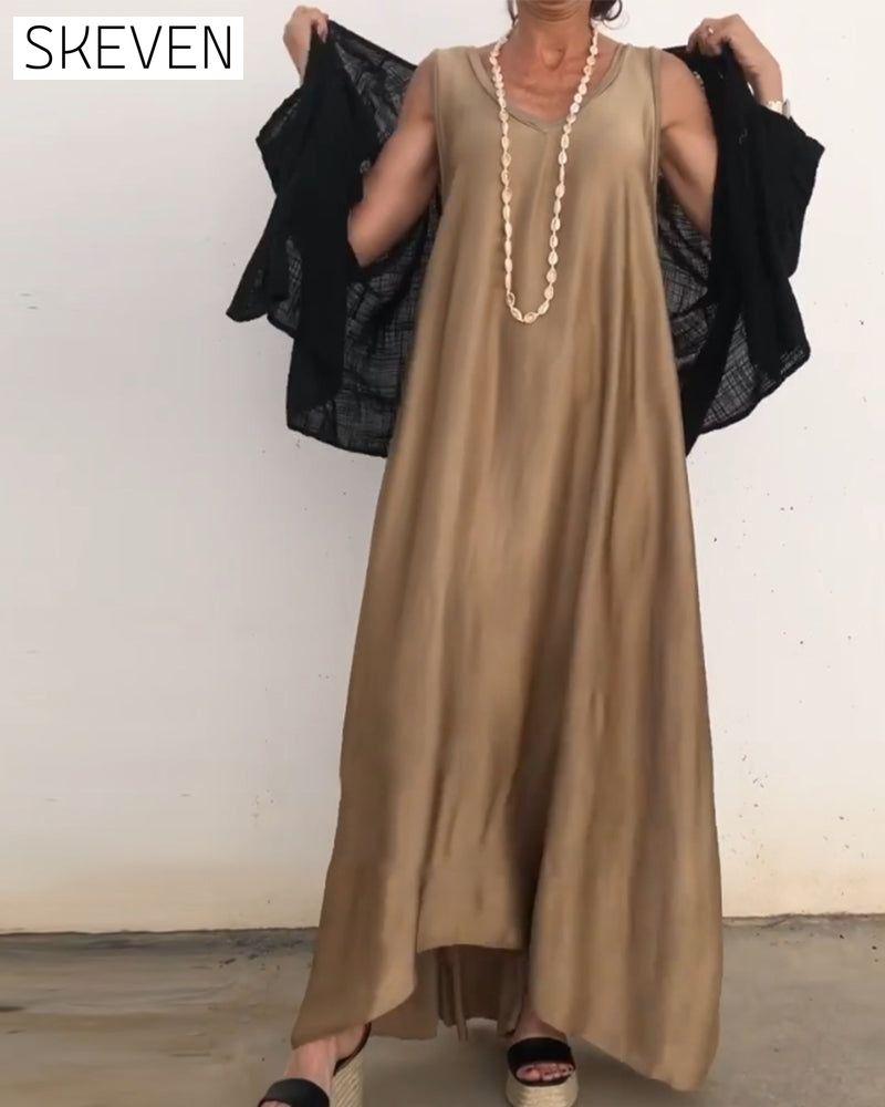 Ärmelloses langes Kleid mit Rundhalsausschnitt