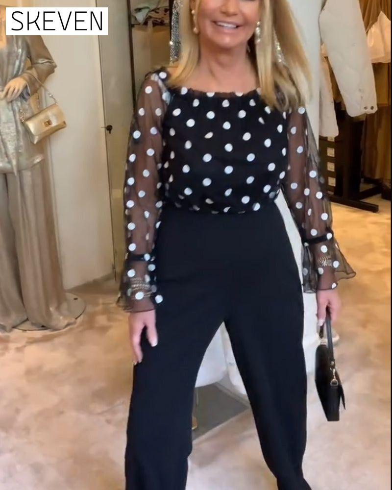 Lässige, durchsichtige Bluse mit Polka-Dots