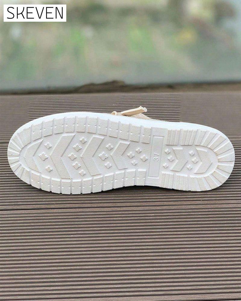 Lässige, einfarbige Slipper