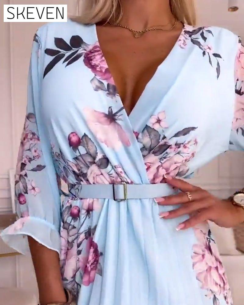 Elegant floral print pleated dress