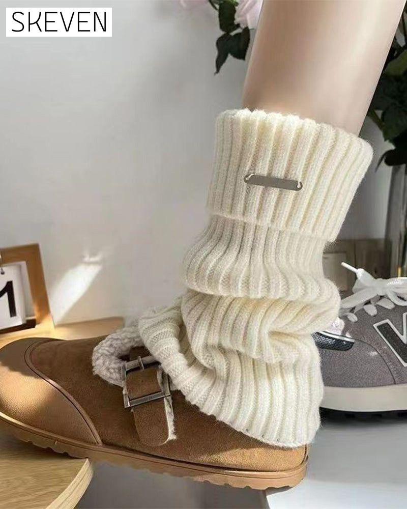 Schlichte Beinstulpen mit Metall-Etikett für Damen, minimalistische Damenmode 