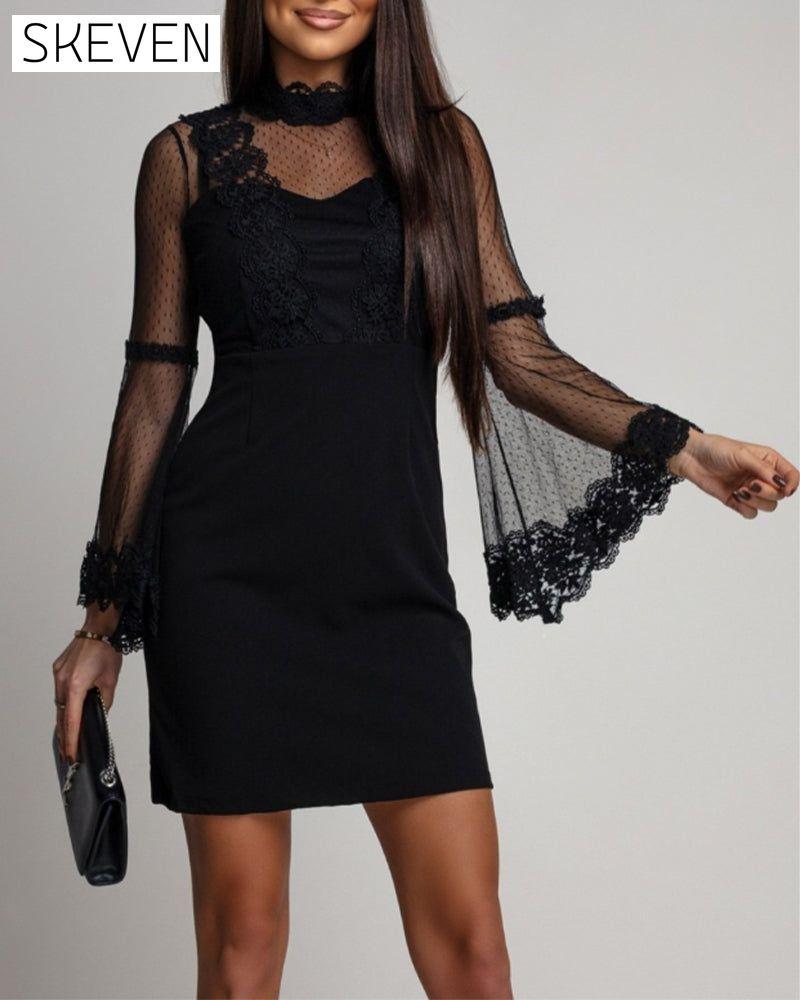 Robe élégante à manches cloche et empiècements