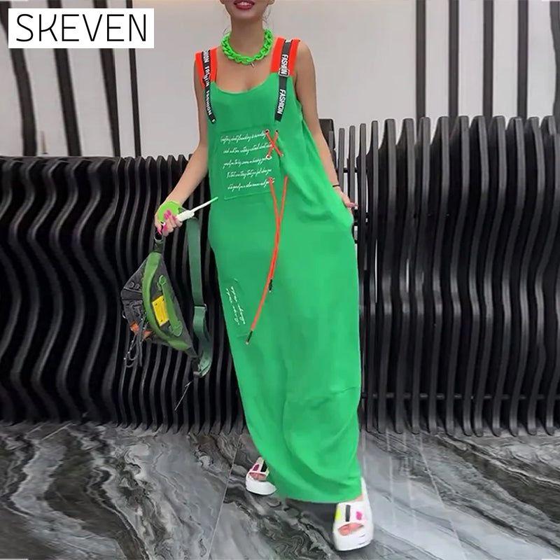 Ärmelloses Kleid mit personalisiertem Buchstabenprint